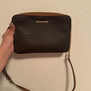Michael Kors crossbody and matching wallet